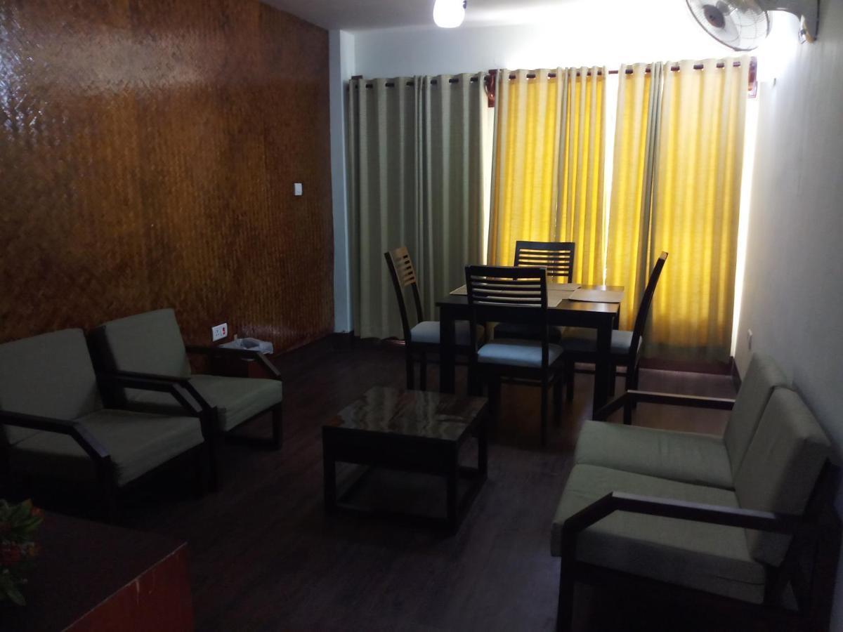 Hotel Japfu Kohima エクステリア 写真