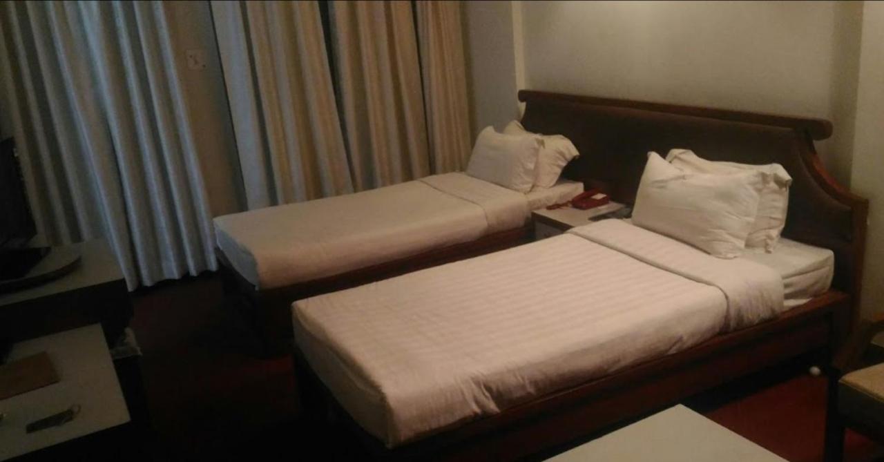 Hotel Japfu Kohima エクステリア 写真