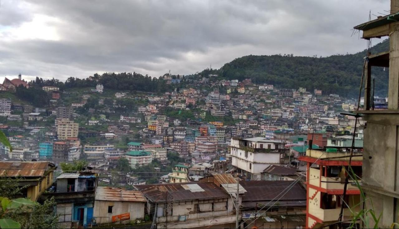 Hotel Japfu Kohima エクステリア 写真